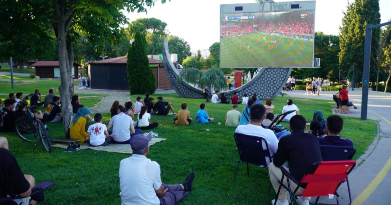  Balıkesir de LED lerde EURO2024 heyecanı yaşanıyor