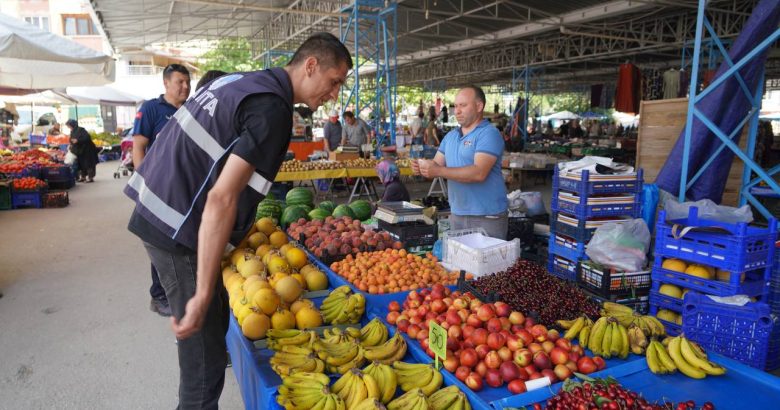  Edremit Belediyesi Zabıta Müdürlüğü denetimlerini aralıksız sürdürüyor