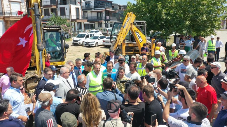 Baskan Akin, Ayvalik'in su sorununu tarihe gîmecek (2)