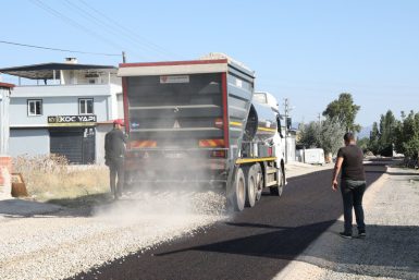 Edremit Belediyesi asfaltlama hamlesi başlattı