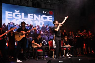 Yaz geceleri Büyükşehir in konserleriyle renklendi