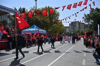Kurtuluşun 102 inci yılı coşkuyla kutlandı