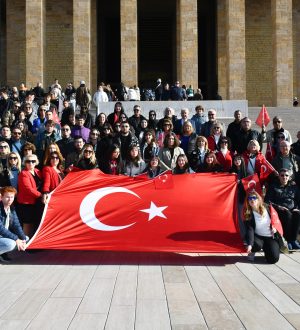 Balıkesirliler Ata’nın huzurunda