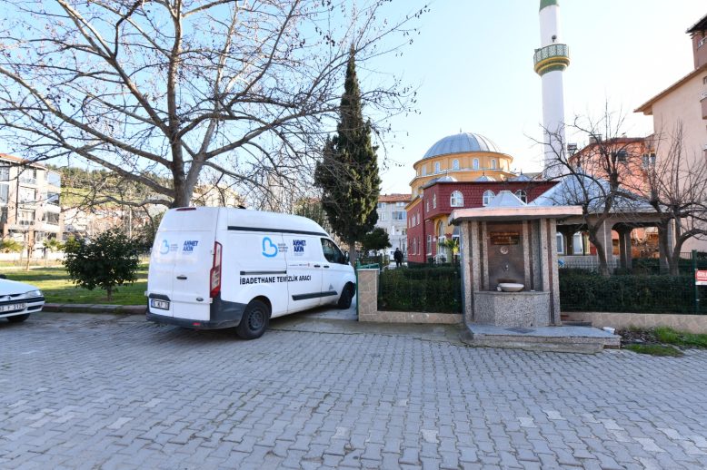 Balikesir'de camiler Ramazan'a hazirlaniyor (7)