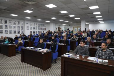 Başkan Ertaş, Muhtarlar ve Meslek odaları ile buluştu