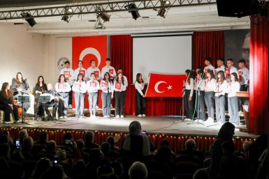 İSTİKLAL MARŞI’NIN KABULÜ BURHANİYE’DE KUTLANDI