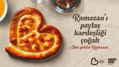 Ahmet Akın dan Ramazan da 400 bin kişilik iftar