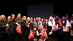 Zamansız Kadınlar Gösterisi Büyüledi