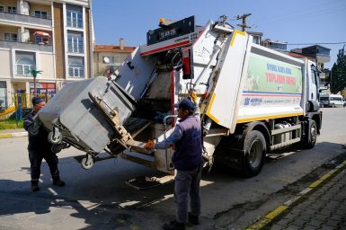 ALTIEYLÜL’DEN TEMİZLİK SEFERBERLİĞİ