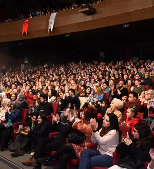 Başkan Akın Balıkesirlilere konser coşkusu yaşattı