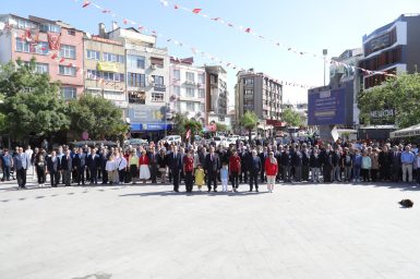 BURHANİYE’DE 23 NİSAN COŞKUSU