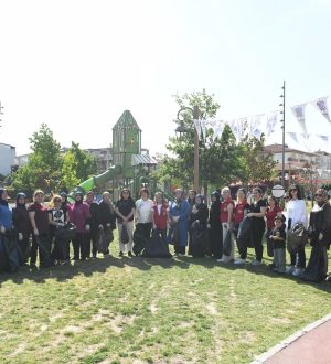 ‘KOMŞUN YANINDA’ EKİBİNDEN FARKINDALIK ETKİNLİĞİ