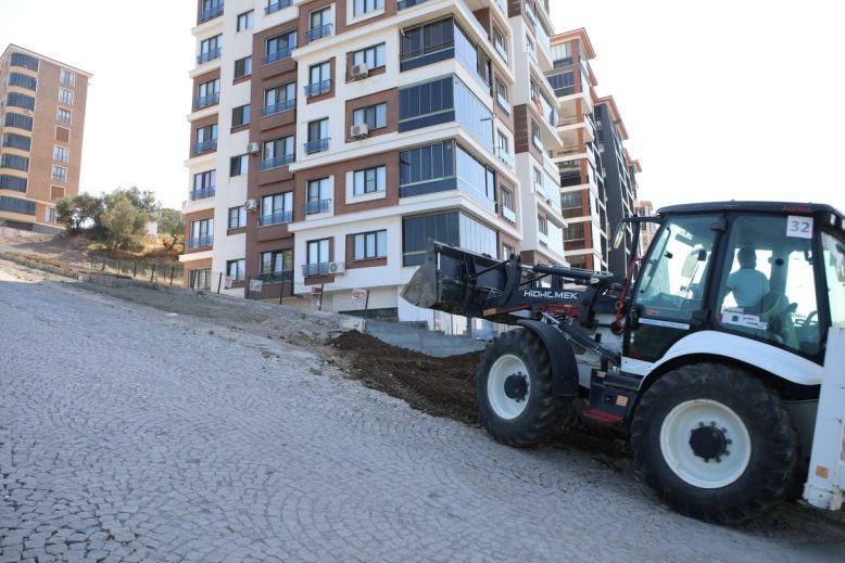 ATATšRK MAHALLESI'NDE ULASIM KOLAYLASIYOR (3)