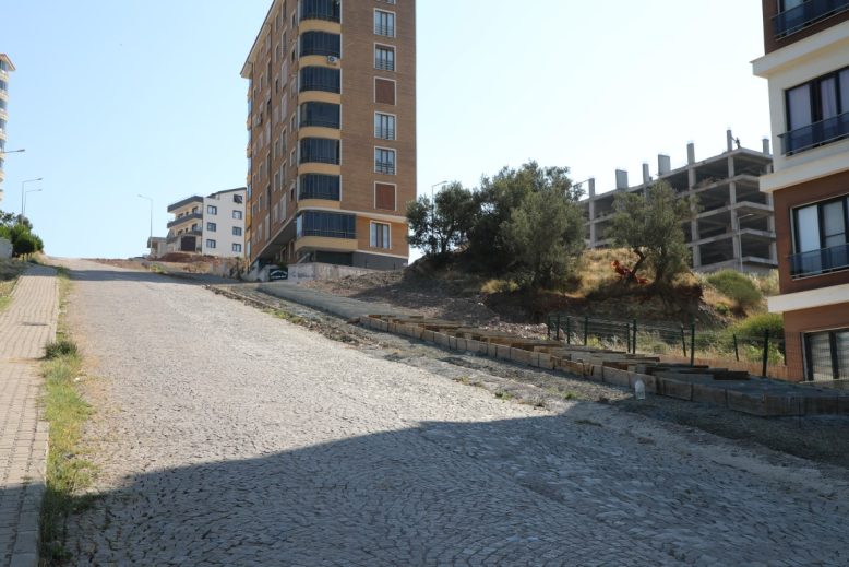 ATATšRK MAHALLESI'NDE ULASIM KOLAYLASIYOR (4)