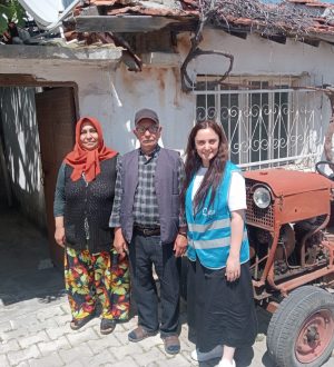 Ahmet Akın ile gaziler ve şehit aileleri yalnız değil