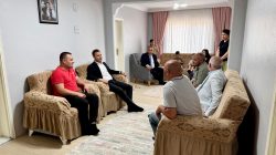 Ahmet Akın ile gaziler ve şehit aileleri yalnız değil