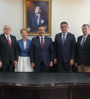 BURHANİYE BELEDİYESİ’NDEN YENİ KAYMAKAMA ZİYARET