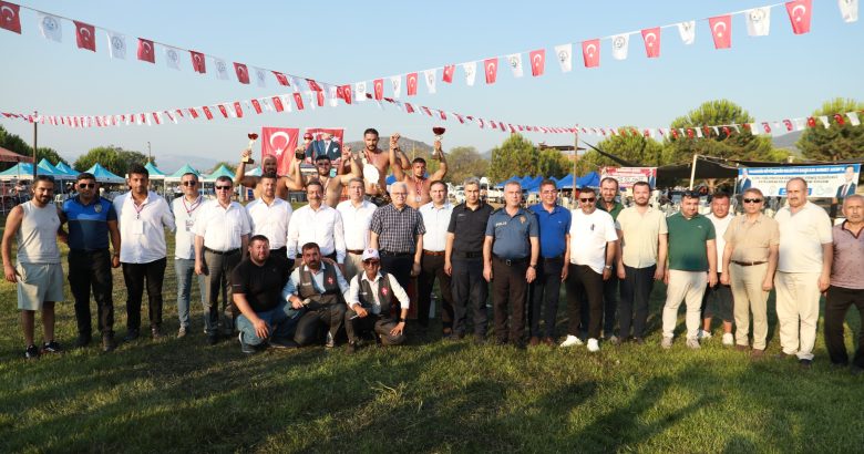  BURHANİYE’DE ATA SPORU RÜZGARI ESTİ
