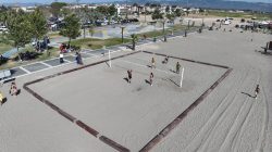 Balıkesir Büyükşehir Belediyesi plaj voleybolu severleri unutmadı