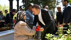 Başkan Akın’dan kahraman şehitlere ahde vefa