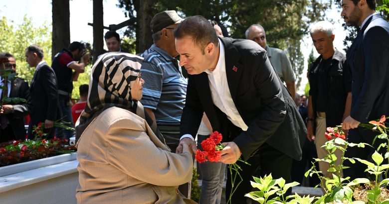  Başkan Akın’dan kahraman şehitlere ahde vefa