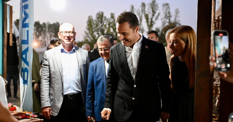  Akın: “Bizler, hep birlikte büyük bir aileyiz”