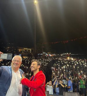Edremit’te Zafer Bayramı coşkusu