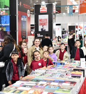 Öğrencilerden Kitap fuarına tam not