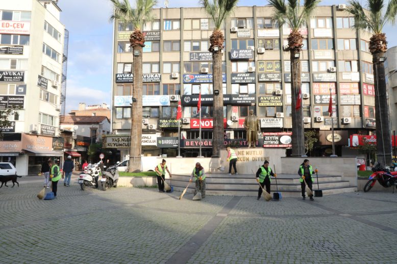 Edremit'te Temizlikte 7-24 Kesintisiz Hizmet (1)
